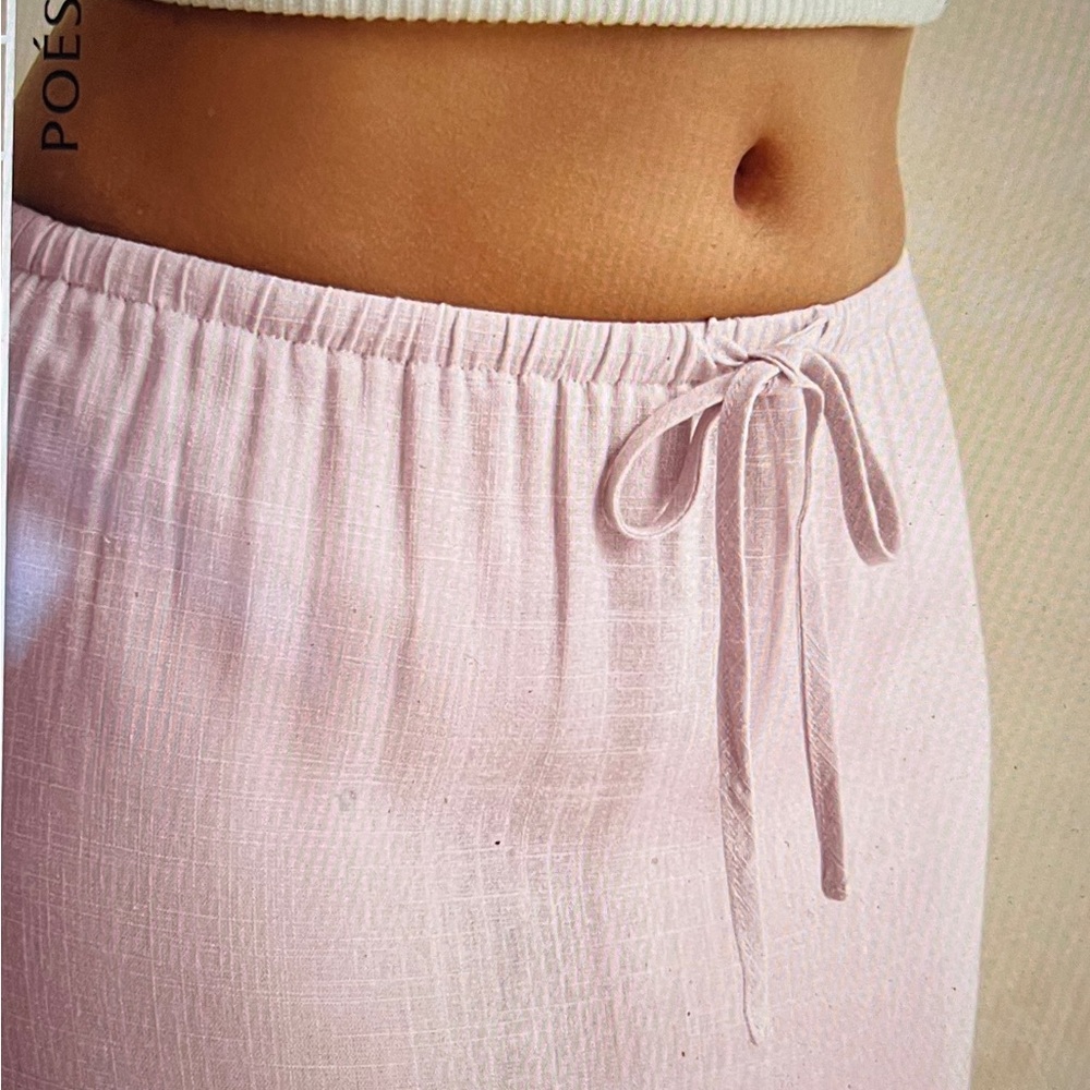 Pink Trumpet Maxi Skirt with Ribbed Texture - Picture 5 of 7